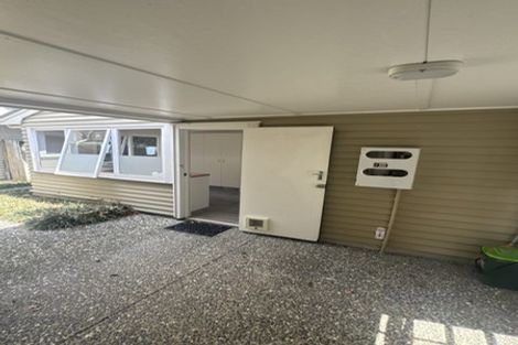 Photo of property in 9 Pakuranga Road, Pakuranga, Auckland, 2010