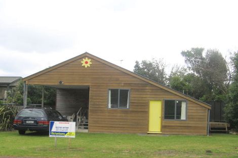 Photo of property in 109a Kowhai Avenue, Matarangi, Whitianga, 3592