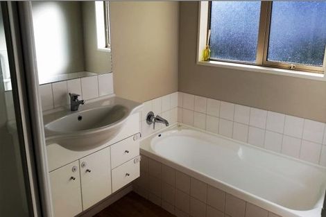 Photo of property in 12 Okuku Place, Hei Hei, Christchurch, 8042