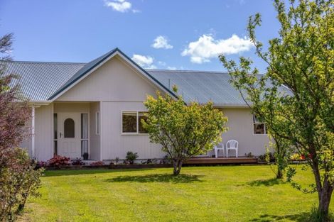 Photo of property in 109 Brandon Street, Featherston, 5710