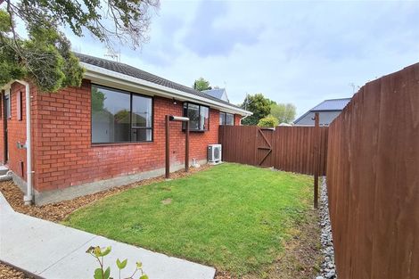Photo of property in 1/39 Solomon Avenue, Redwood, Christchurch, 8051