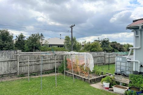 Photo of property in 13 Lavelle Road, Henderson, Auckland, 0612