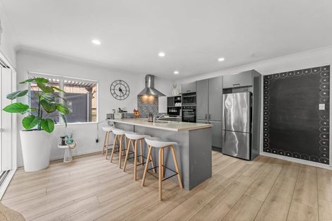 Photo of property in 23d Jelas Road, Red Beach, 0932