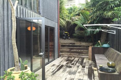 Photo of property in 2a Elizabeth Street, Freemans Bay, Auckland, 1011