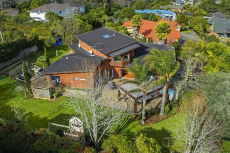 Photo of property in 28 Oakford Park Crescent, Greenhithe, Auckland, 0632