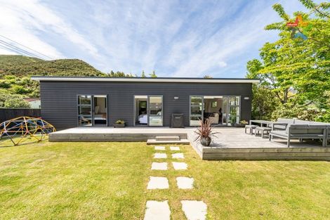 Photo of property in 394a Cambridge Terrace, Naenae, Lower Hutt, 5011