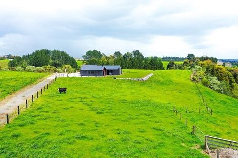 Photo of property in 110 Stockman Road, Tikorangi, Waitara, 4383