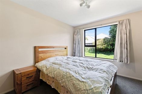 Photo of property in 66 Apsley Drive, Avonhead, Christchurch, 8042