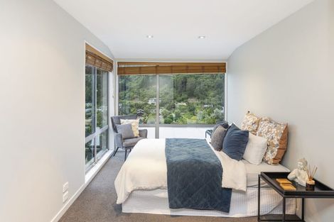 Photo of property in 10 Maurice Knowles Lane, Cashmere, Christchurch, 8022