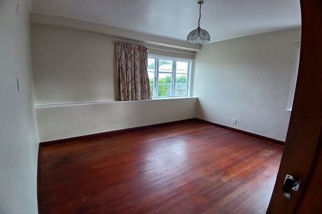 Photo of property in 5 Mansford Place, West End, Palmerston North, 4412