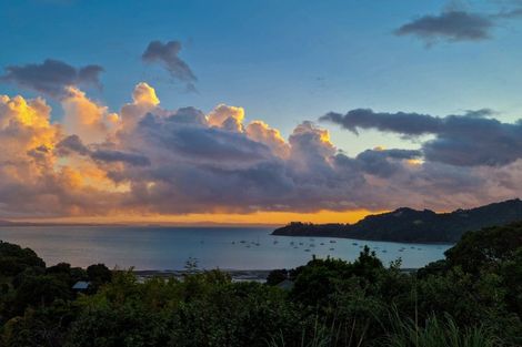 Photo of property in 12 Makora Avenue, Oneroa, Waiheke Island, 1081