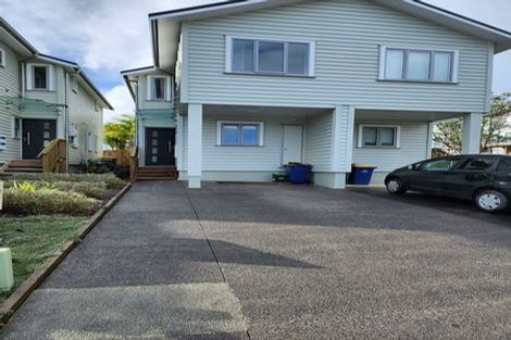 Photo of property in 9/6 John Jennings Drive, Oteha, Auckland, 0632