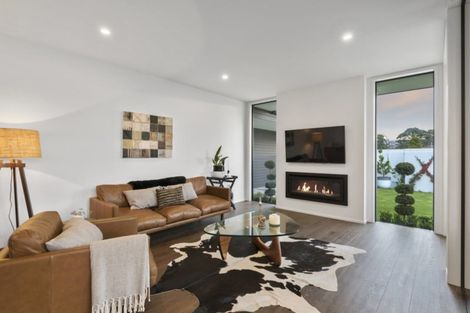 Photo of property in 64 Clyde Road, Ilam, Christchurch, 8041