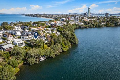 Photo of property in 13/258 Hurstmere Road, Takapuna, Auckland, 0622