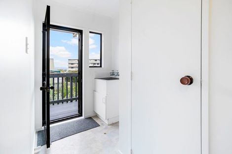 Photo of property in 11 Donegal Street, Avondale, Auckland, 0600