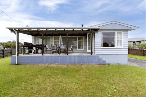 Photo of property in 2 Tamatea Road, Taupo, 3330