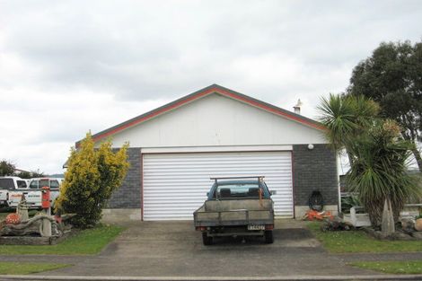 Photo of property in 19 Whitby Avenue, Whitianga, 3510