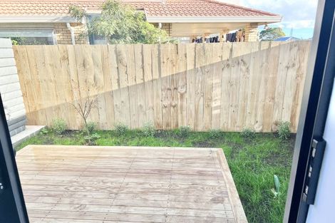 Photo of property in 2/5 Chevis Place, Pakuranga, Auckland, 2010