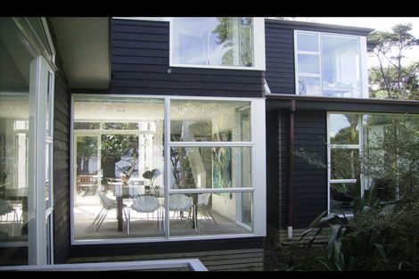 Photo of property in 53 Arapito Road, Titirangi, Auckland, 0604