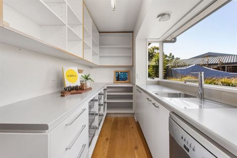 Photo of property in 15a Clark Street, Sumner, Christchurch, 8081