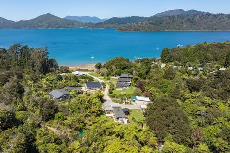 Photo of property in 7110 Kenepuru Road, Raetihi, Picton, 7282