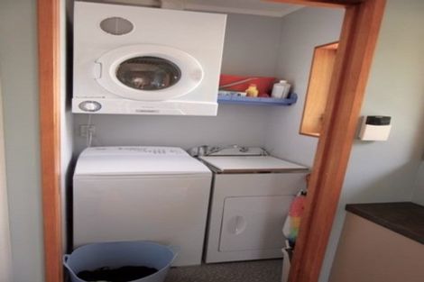 Photo of property in 12 Ensign Place, Flagstaff, Hamilton, 3210