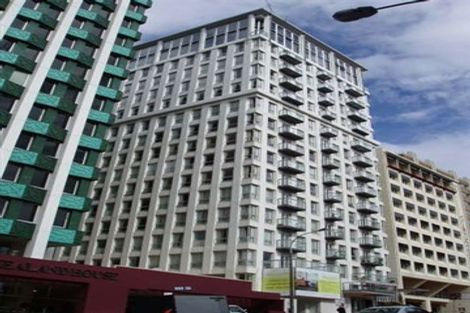 Photo of property in Terrace Heights Apartments, 4e/163 The Terrace, Wellington Central, Wellington, 6011