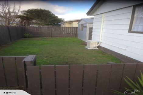 Photo of property in 35a Crawshaw Drive, Nawton, Hamilton, 3200