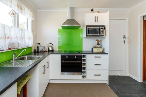 Photo of property in 29 Liverpool Street, Takaro, Palmerston North, 4412