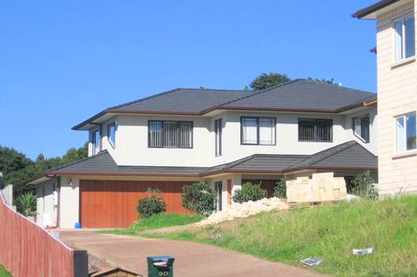 Photo of property in 90 San Valentino Drive, Henderson, Auckland, 0612