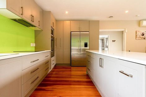 Photo of property in 11 Morgan Place, Tawa, Wellington, 5028