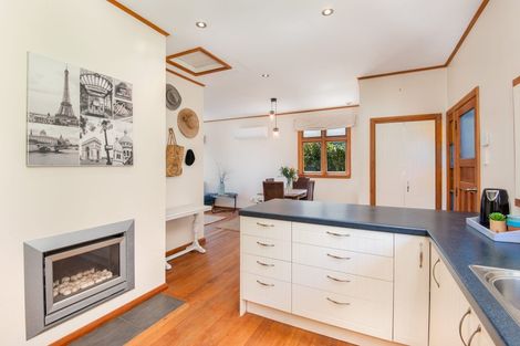 Photo of property in 30 Wharfdale Street, Macandrew Bay, Dunedin, 9014