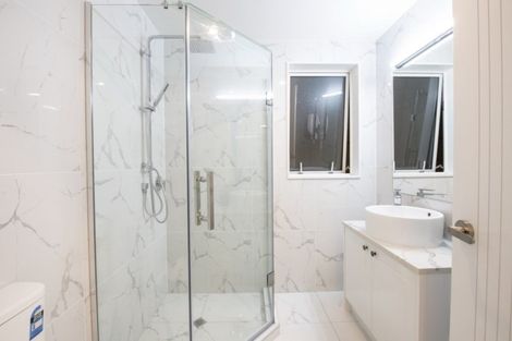 Photo of property in 30 Carrickdawson Drive, Flat Bush, Auckland, 2019