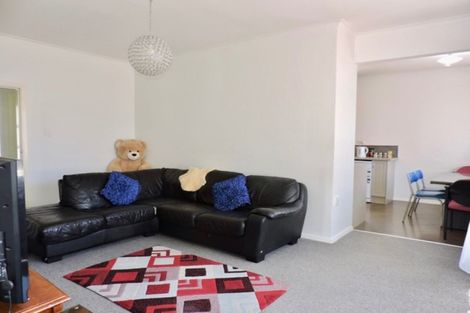 Photo of property in 5 Rumgay Street, Fairfield, Lower Hutt, 5011