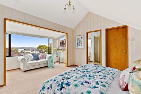 Photo of property in 9 Monet Grove, West Harbour, Auckland, 0618