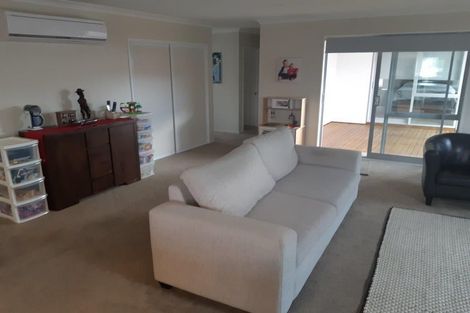 Photo of property in 11 Pakohe Street, Pegasus, 7612