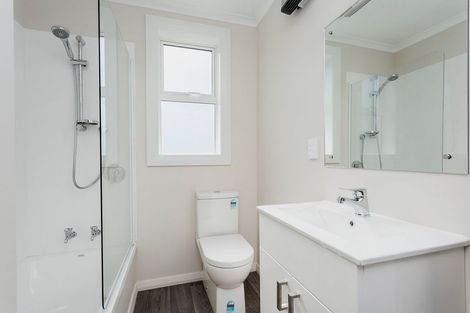 Photo of property in 11 Prince Albert Road, Saint Kilda, Dunedin, 9012