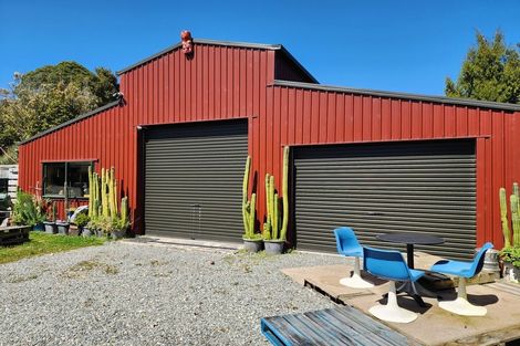 Photo of property in 51 Stuart & Chapman Drive, Karoro, Greymouth, 7805