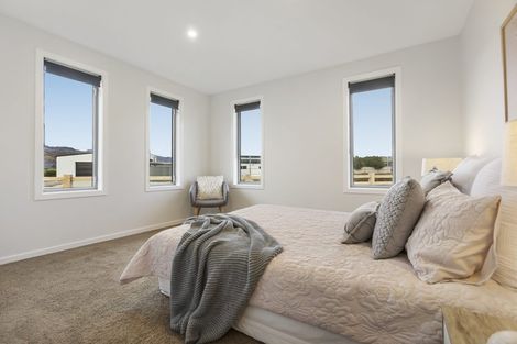 Photo of property in 37 Missy Crescent, Mount Pisa, Cromwell, 9383