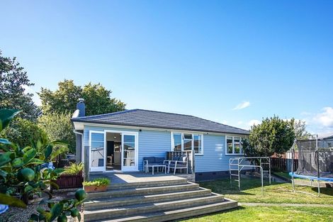 Photo of property in 274 Seaview Road, Stoke, Nelson, 7011