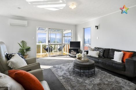 Photo of property in 15 Outram Grove, Kelson, Lower Hutt, 5010