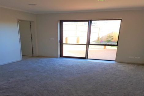Photo of property in 29 Drumbuoy Drive, Flat Bush, Auckland, 2019