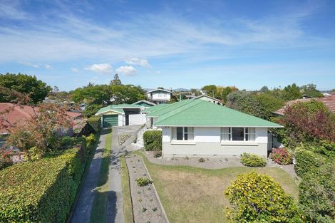 Photo of property in 5 Ron Place, Bishopdale, Christchurch, 8051