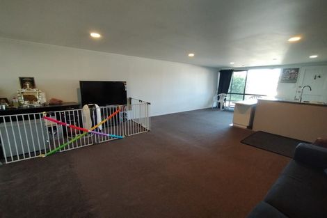 Photo of property in 30 Ellis Avenue, Mount Roskill, Auckland, 1041