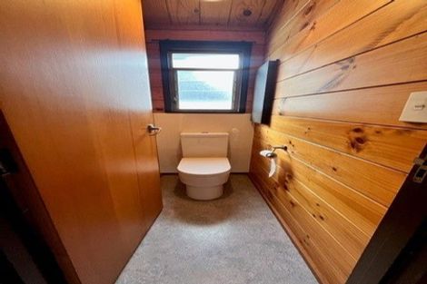 Photo of property in 48 Mulberry Street, Maungaraki, Lower Hutt, 5010