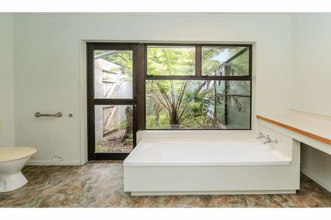 Photo of property in 73 Cottle Hill Drive, Kerikeri, 0293