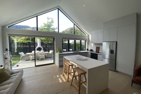 Photo of property in 25 Flynn Lane, Arrowtown, 9302