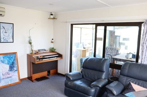 Photo of property in 10 Robertson Street, Oamaru North, Oamaru, 9400