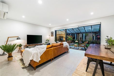 Photo of property in 17 Richard Petterd Way, Swanson, Auckland, 0614