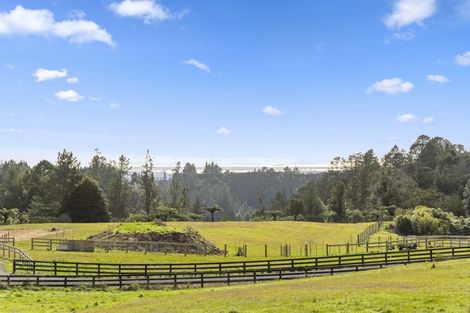 Photo of property in 21 Sarona Park Drive, Omanawa, 3171